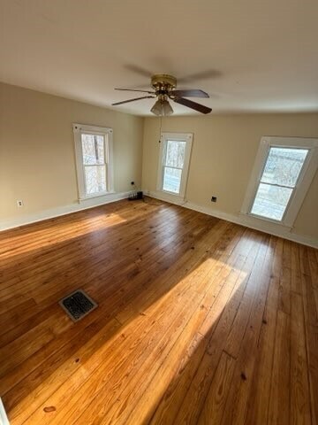 Photo - 42 Delaware St