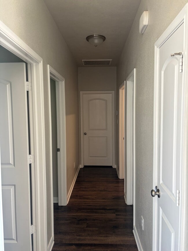 Photo - 17349 Cedar Rock Ct Unit B