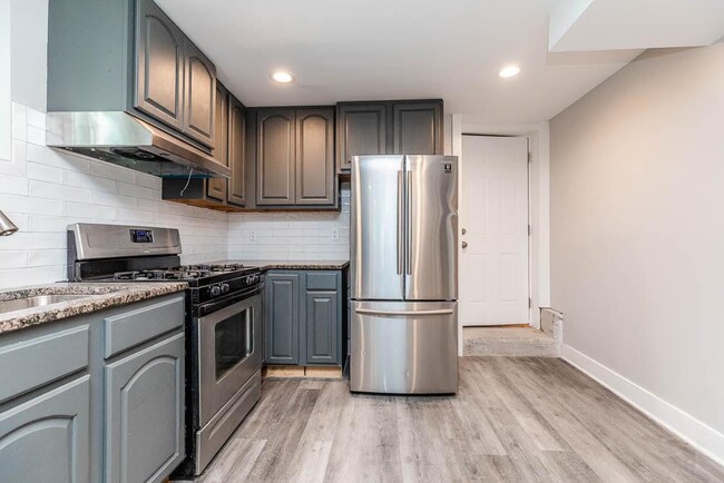 Photo - 2200 N Kenneth Ave Unit #G