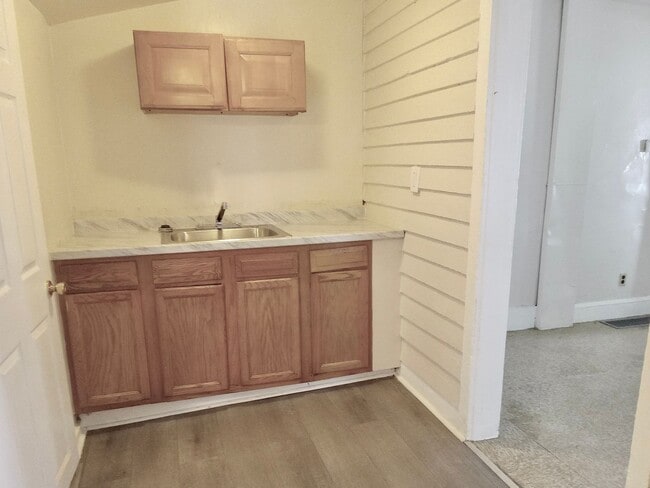 Photo - Cozy 2 Bedroom Twin FOR RENT in Bridgeton ...
