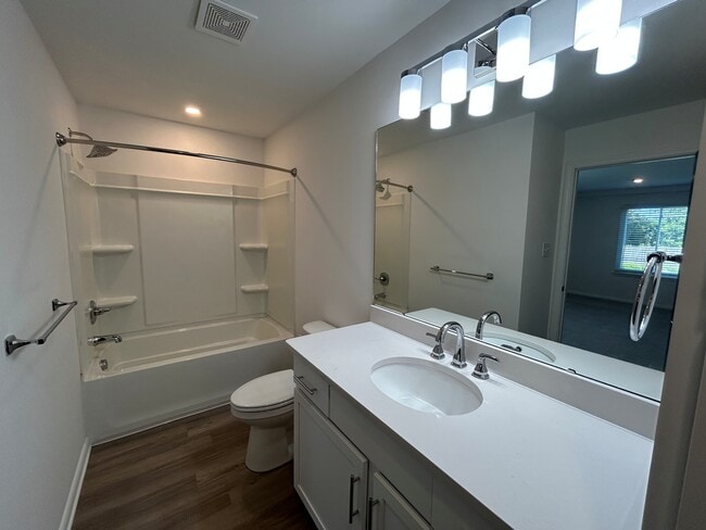 Peakland Apartments