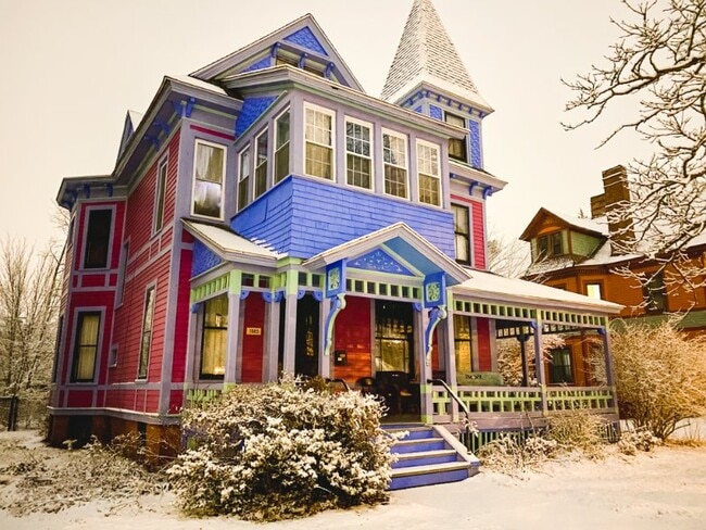 Photo - 47 Dartmouth St