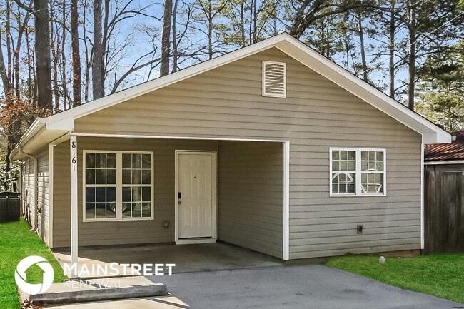 Photo - 8161 Collier St SW