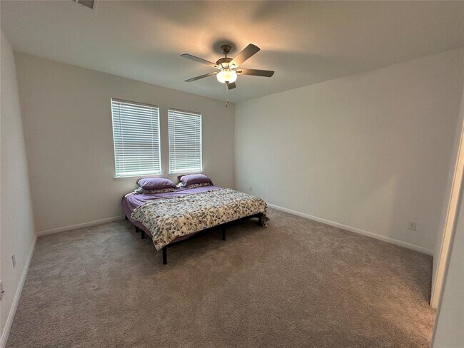 Photo - 112 Diorite Dr