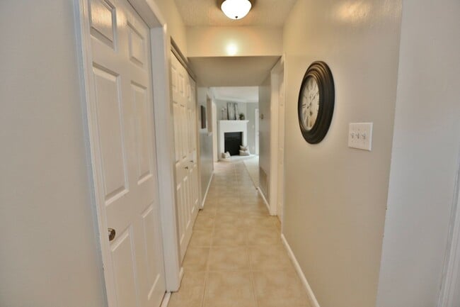 Photo - MUST SEE! Charming 3-Bedroom Townhome in Thoroughgood! 1-Car Attached Garage!