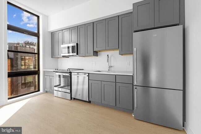 Photo - 1417 Belmont St NW Unit 208