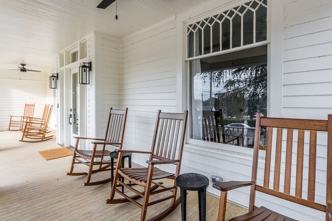 Photo - 5016 Hermitage Dr