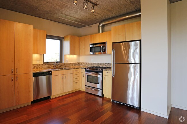 Photo - 2121 SE Belmont