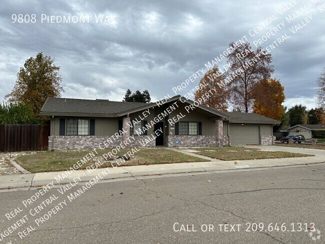 Building Photo - North Stockton 3 Bedroom 2 Bath Home."Comm...