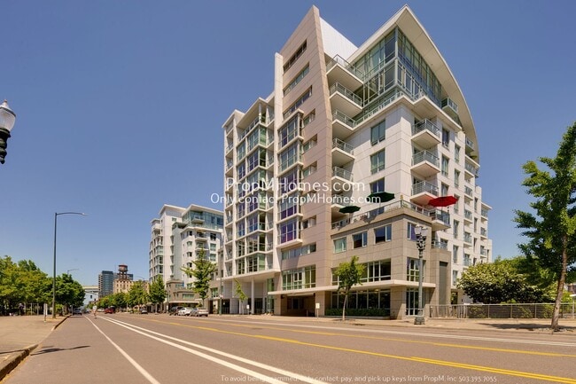 Building Photo - Luxurious One Bedroom Condo at the Pearl District Waterfront! Unit 210
