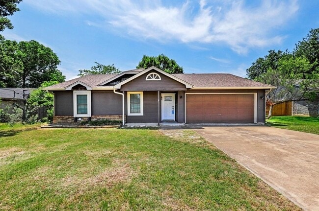 Photo - 1300 Timbercrest Dr