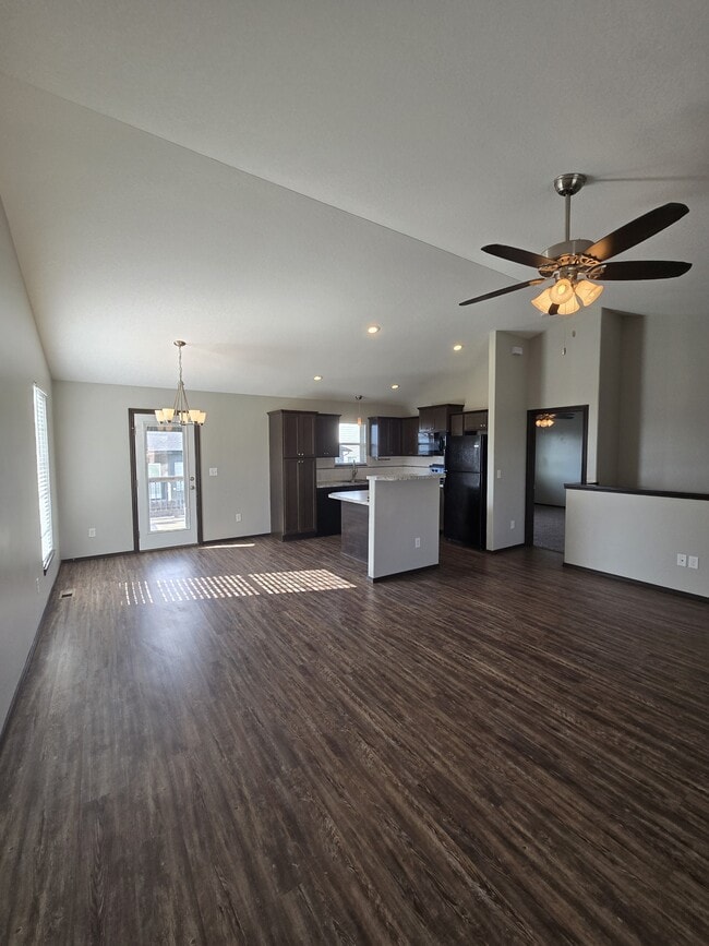 Photo - 5925 Millsboro St