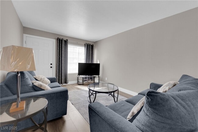 Building Photo - 2110 Sleepy Ct Unit 2110