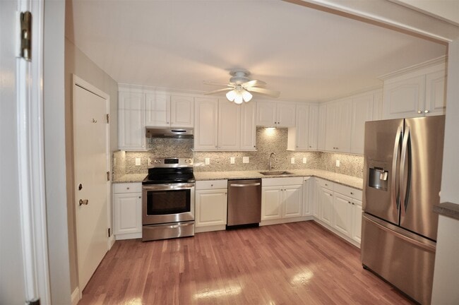 Photo - 6 Autumn Leaf Dr Unit 7