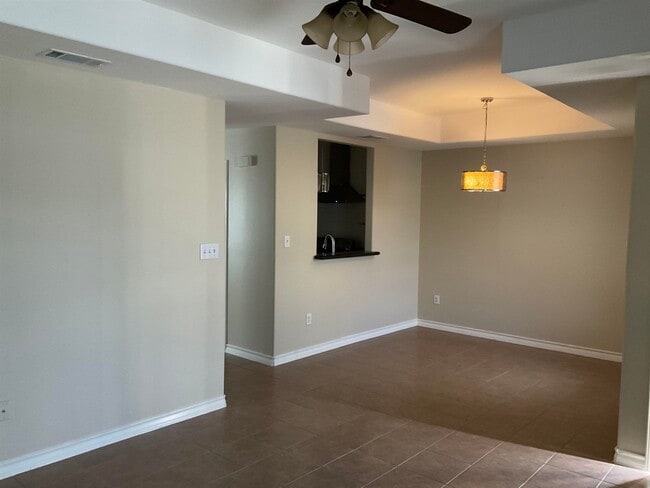 Photo - 1014 Ranchway Dr Unidad 8