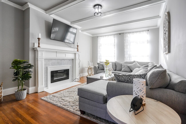 Photo - Babcock Street Unit 1