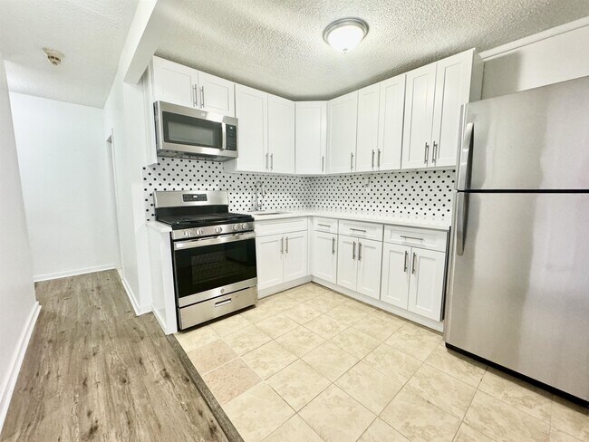 Photo - 1601 Union Turnpike Unit 1