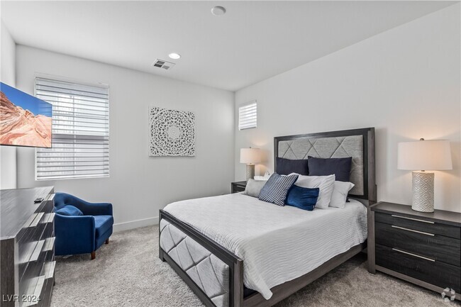 Building Photo - 408 Dalton Crst Ave Rental