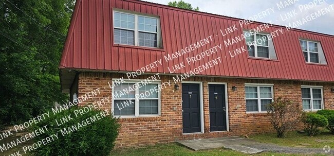Building Photo - 1636 Keeble St Rental