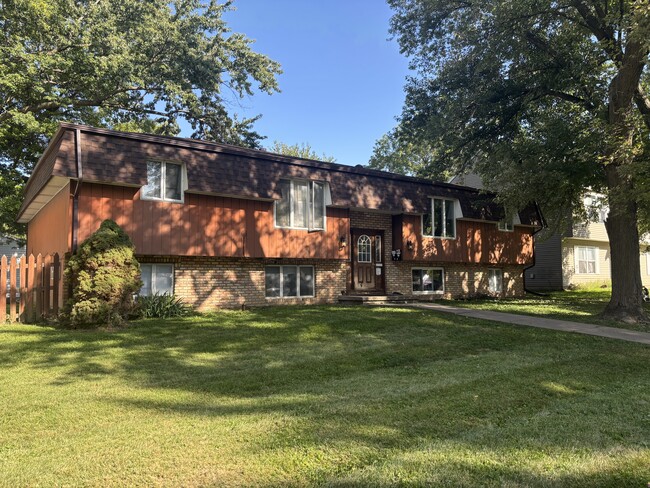 Building Photo - 1407 Bridge Ave Unit #1 Rental