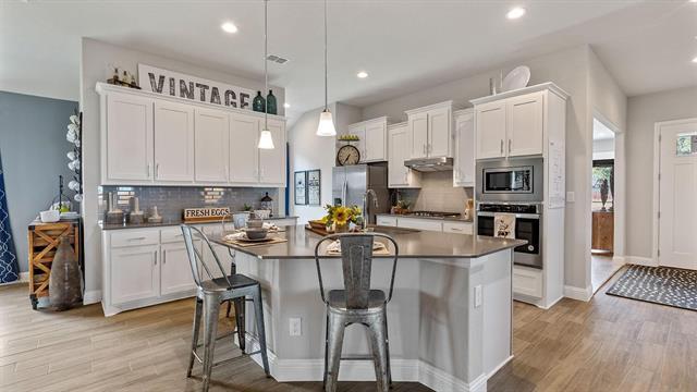 Photo - 2512 Goldfinch Dr