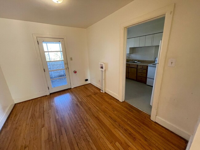 Photo - A0063-214 Martin Street Apartment Unit 214-3 Martin St