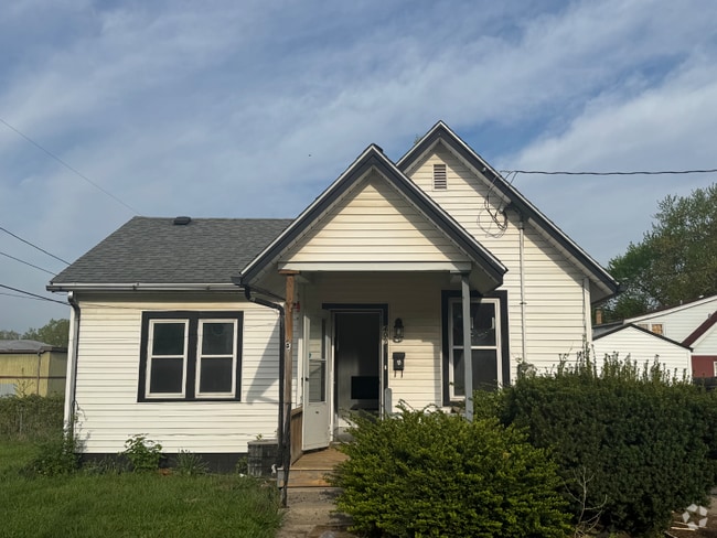 Building Photo - 409 Tay St Rental