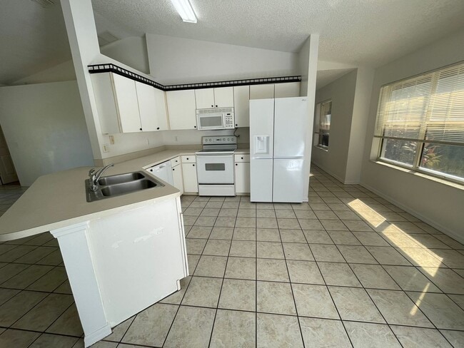 Photo - 3/2 Home located in South Daytona
