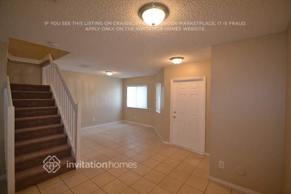 Photo - 620 208th Cir