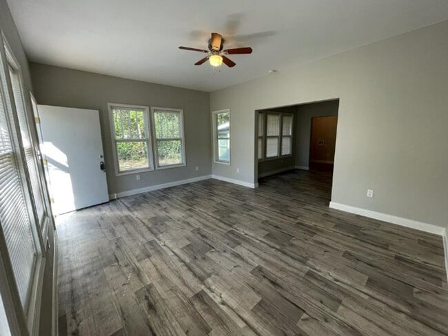 Photo - Duplex 835 S