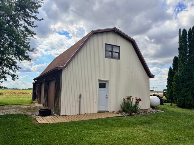 Photo - 3360 County Road 128