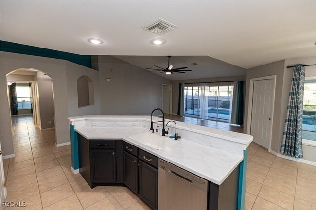 Photo - 3073 NW 4th Ave