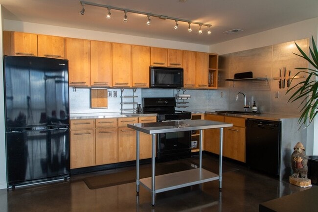 Photo - 560 E S Temple St Unit Apt 603