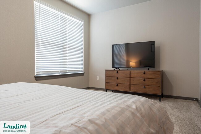 Photo - 1415 N Main Ave Unidad 1253