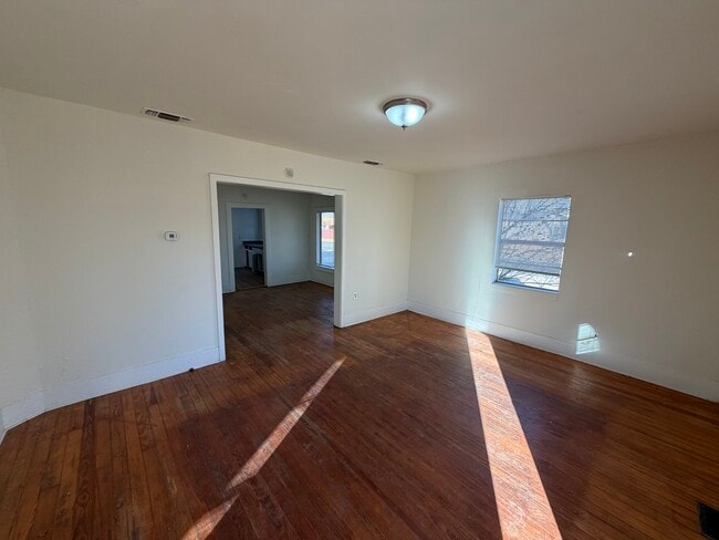 Photo - 2702 36th St