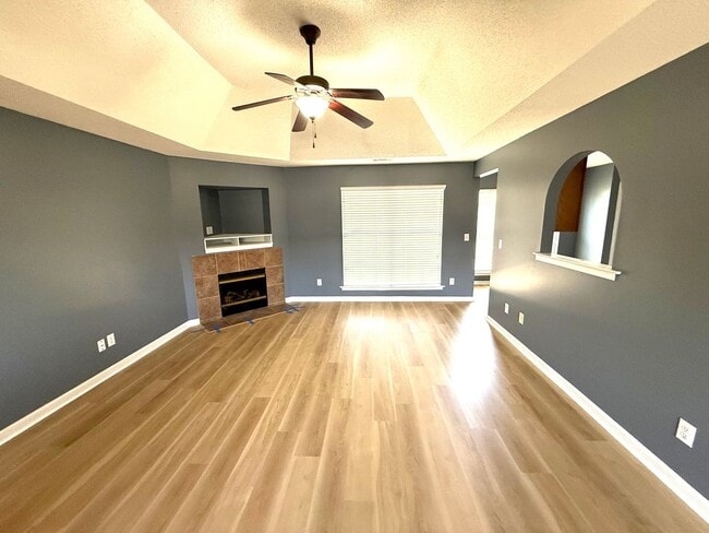 Photo - ** 3 Bed 2 Bath located in Cotton Lakes ** Call 334-366-9198 to schedule a self tour