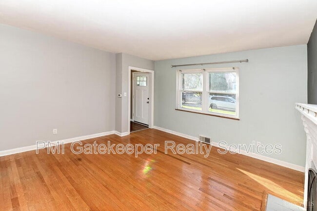 Photo - 5618 Leumas Rd