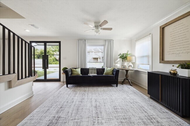 Photo - 4148 Bissonnet St