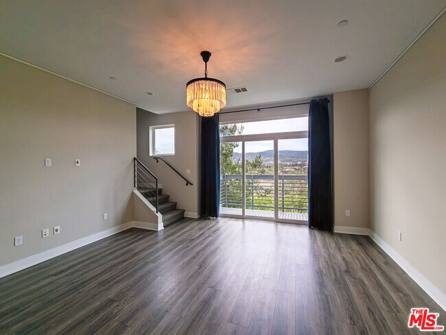 Photo - 2753 Waverly Dr Unit 1103