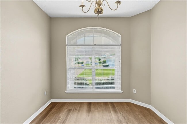 1238 Rain Lily Rd