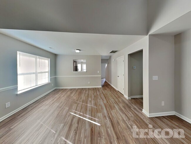 Photo - 7432 Hidden Creek Dr