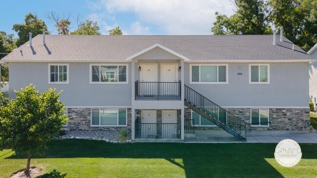 Building Photo - Lovely 2-Bed, 2-Bath Condos in The Meadows in Provo. Modern Floor Plan and Perfect Location!