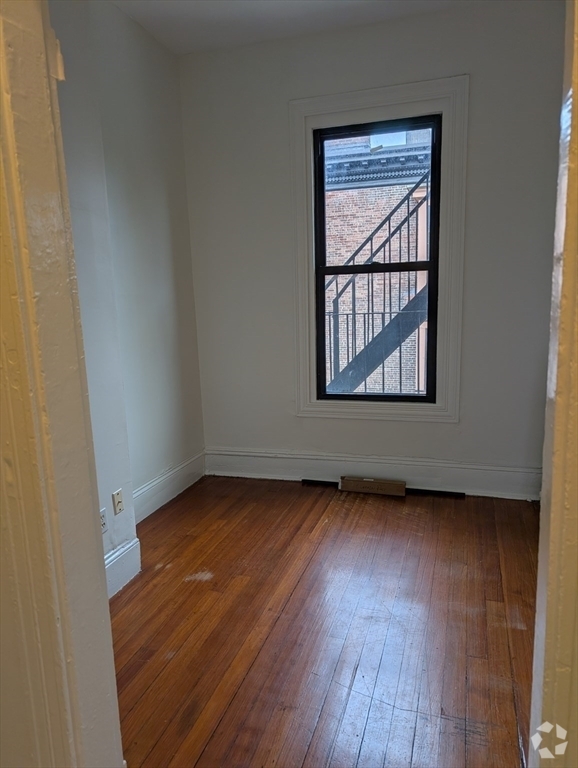 Building Photo - 509 Columbus Ave Unit #5 Rental