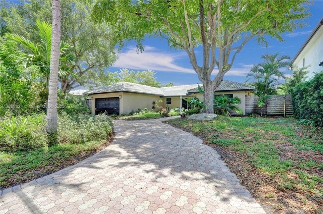 Building Photo - 3100 NE 56th Ct Rental