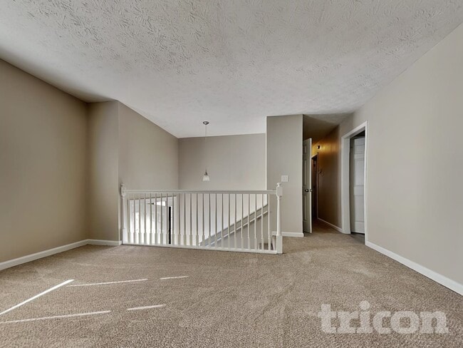 Photo - 2236 Windsor Dr SW