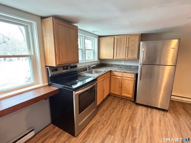 Photo - 122 Main St Unit A