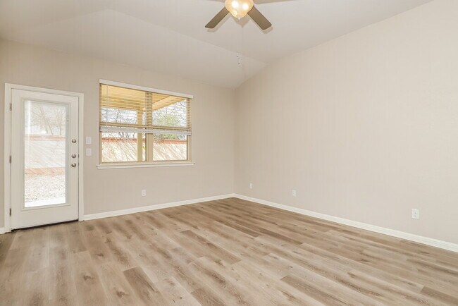 Photo - 8233 Oak Harvest Dr