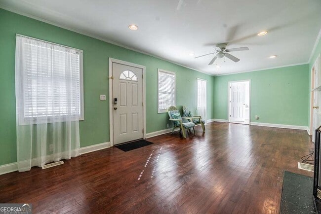 Photo - 1761 Fairway Hill Dr SE