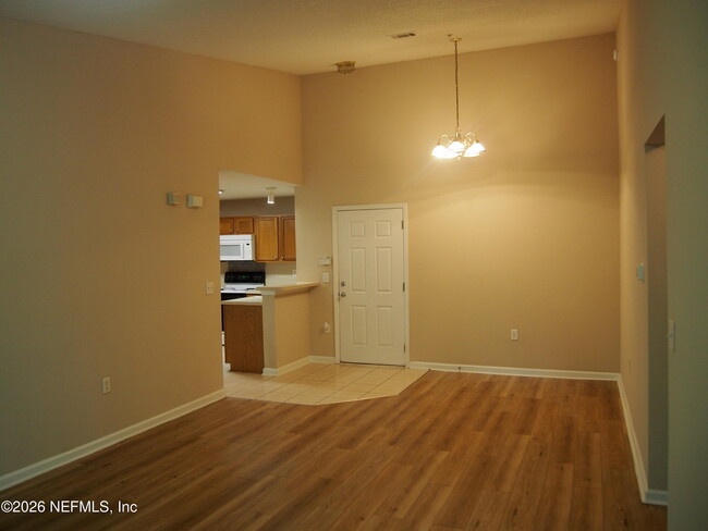 Photo - 7920 Merrill Rd Unidad 1716