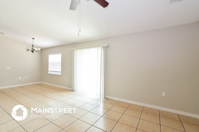 Photo - 339 Puffer Ct